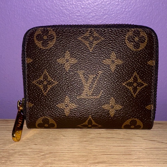 Louis Vuitton Dark Brown Monogram Wallet with Gold Zipper - Picture 3 of 5